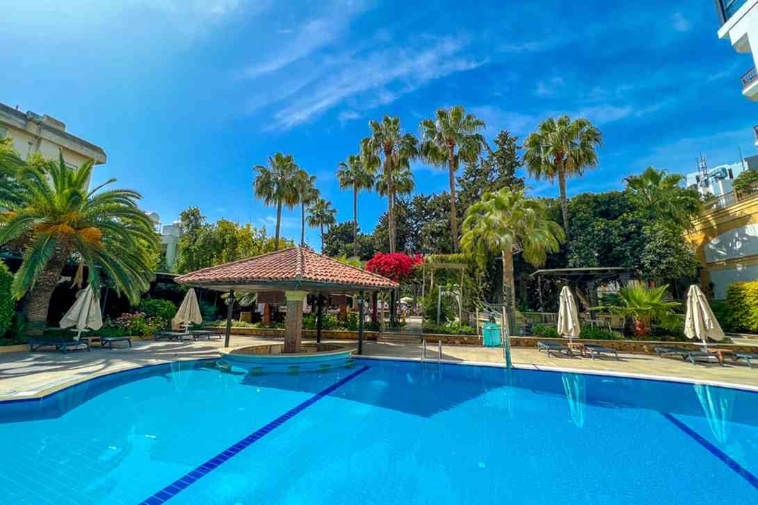 Pia bella swımmıng pool kyrenıa