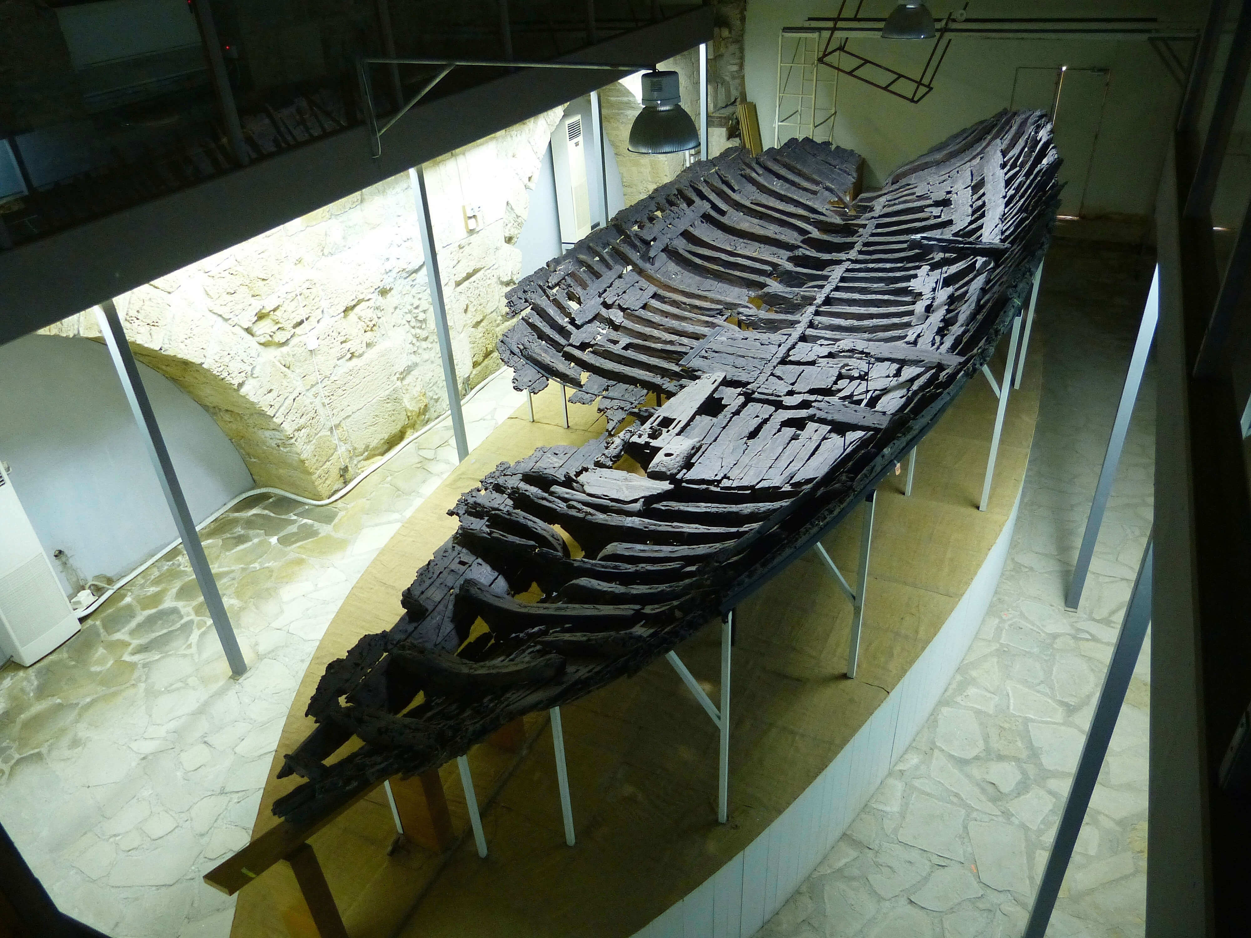 Amazing shipwreck museum in the Kyrenia Castle