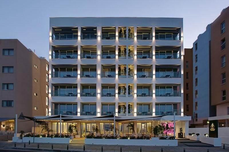 ciao stelio hotel main building