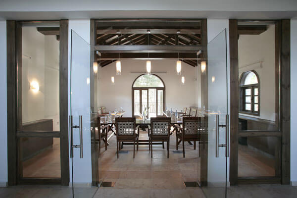 cheap resort hotels to Spend holiday with family