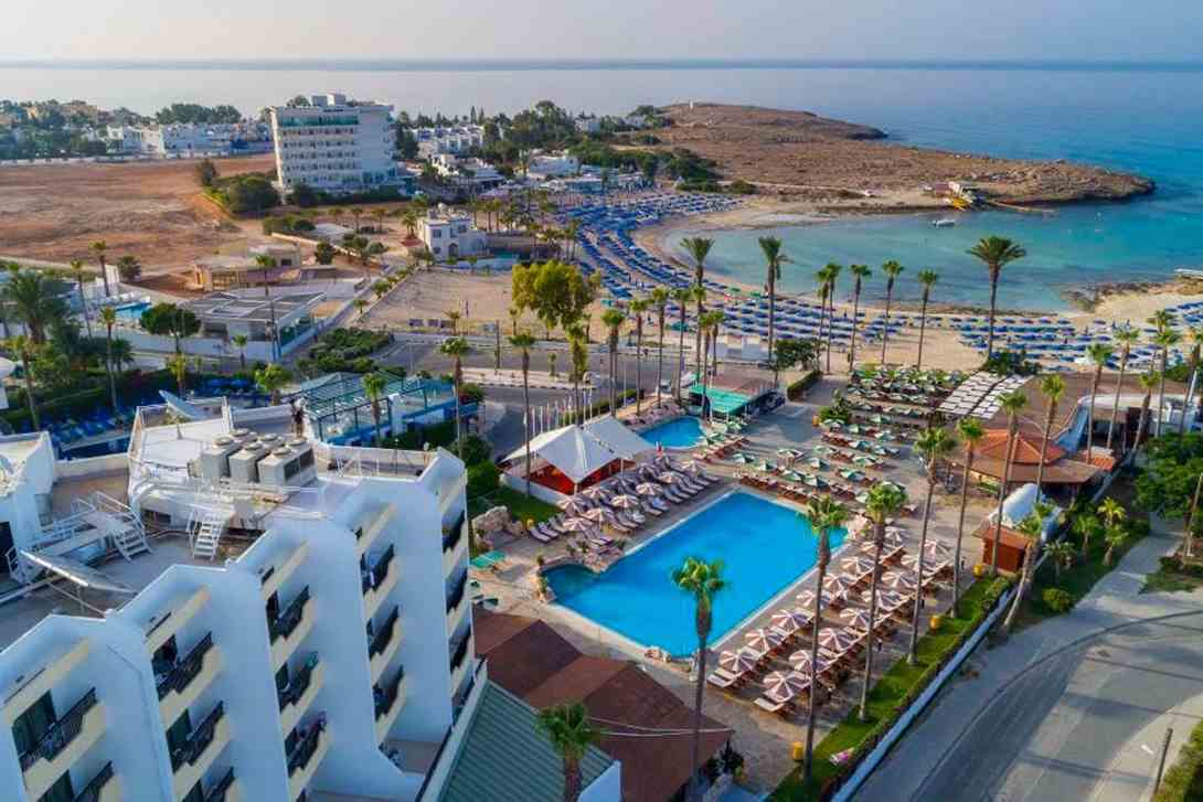 pavlo napa beach hotel cyprus