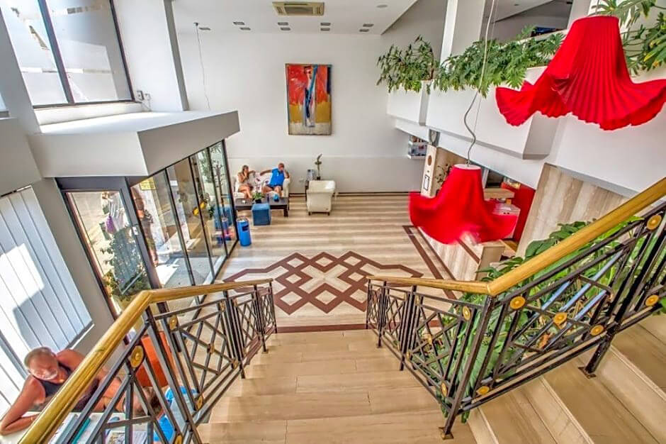 cheap resort hotels to Spend holiday with family