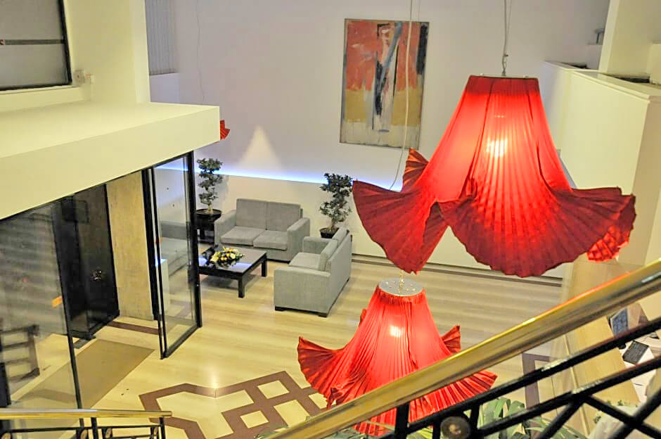 cheap resort hotels to Spend holiday with family