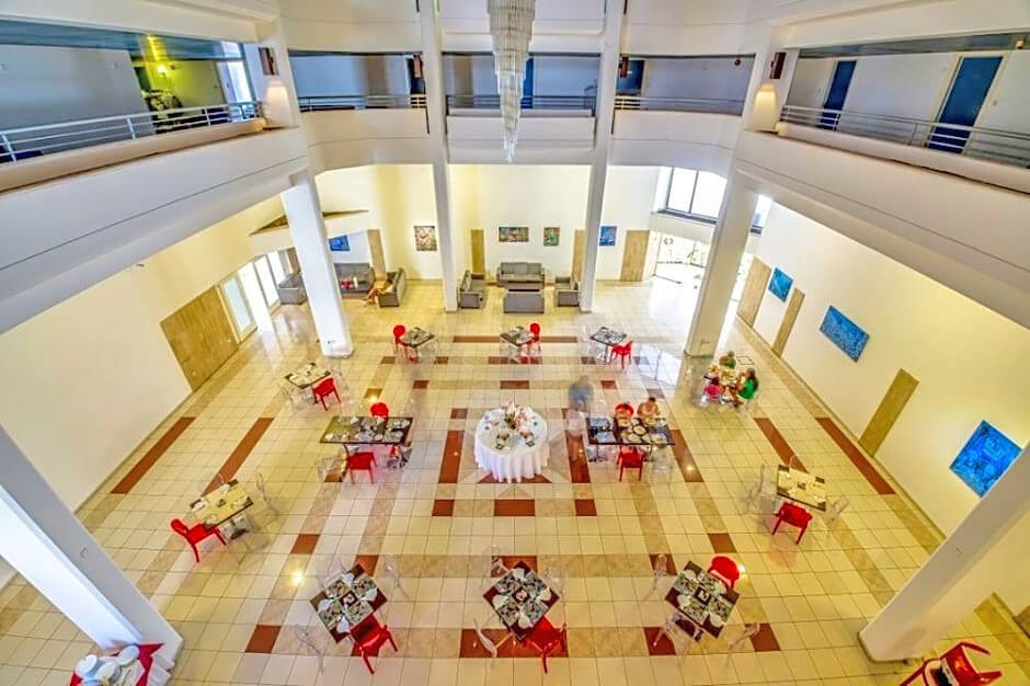 cheap resort hotels to Spend holiday with family