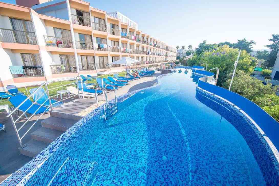 avlida hotel paphos cyprus