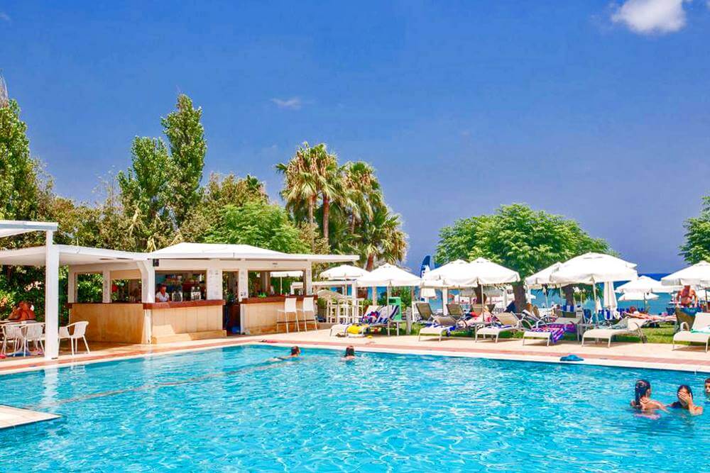 iliada beach protaras swimming pool