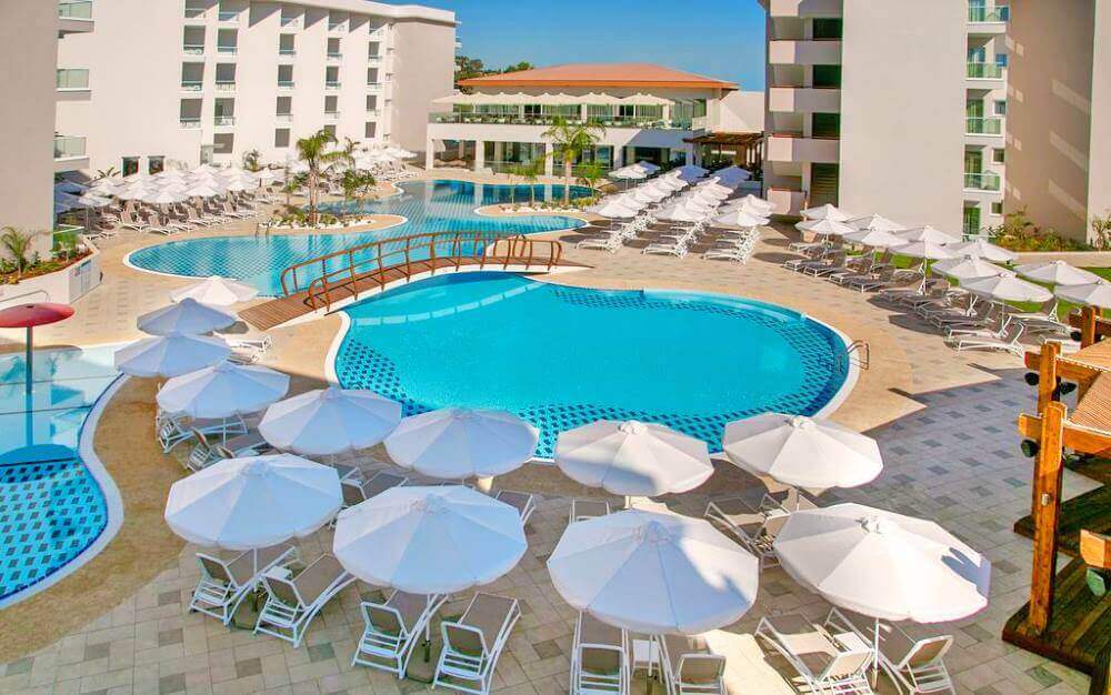 vangelis hotel apartment swimming pool