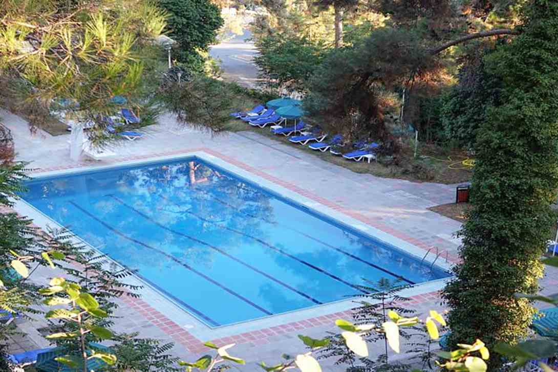 forest park hotel swimming pool cyprus