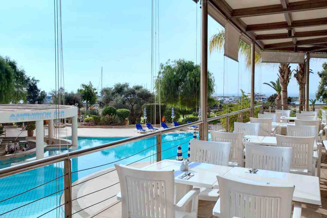 st.raphael hotel octagon restaurant view