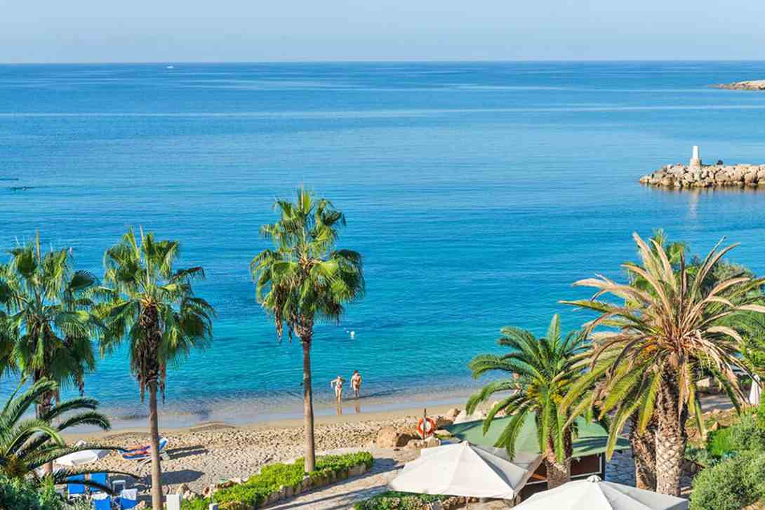 coral beach resort sandy beach