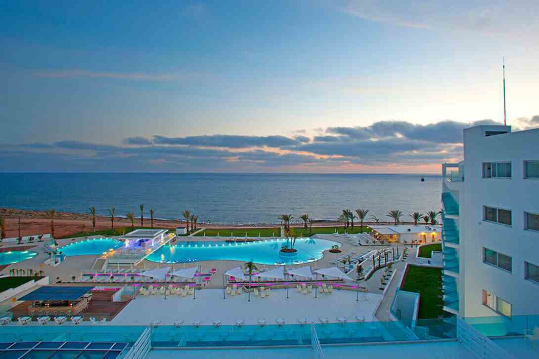 1 king evelthon hotel cyprus