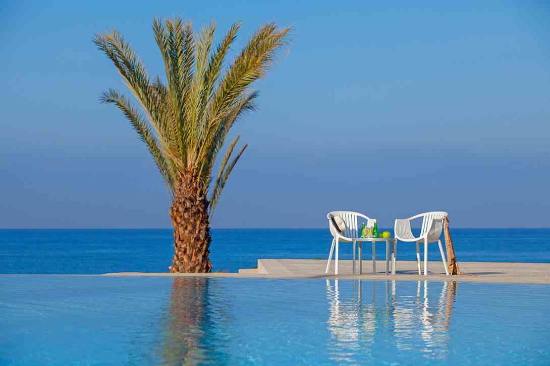 6 king evelthon pool