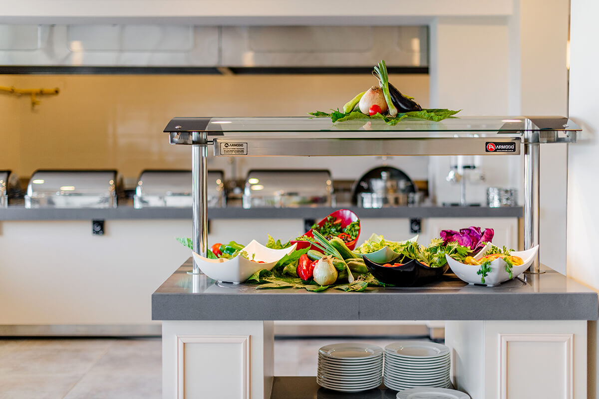 9 olivia palm main restaurant buffet