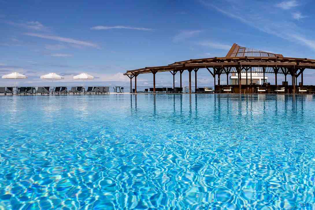 elexus spa resort swimming pool