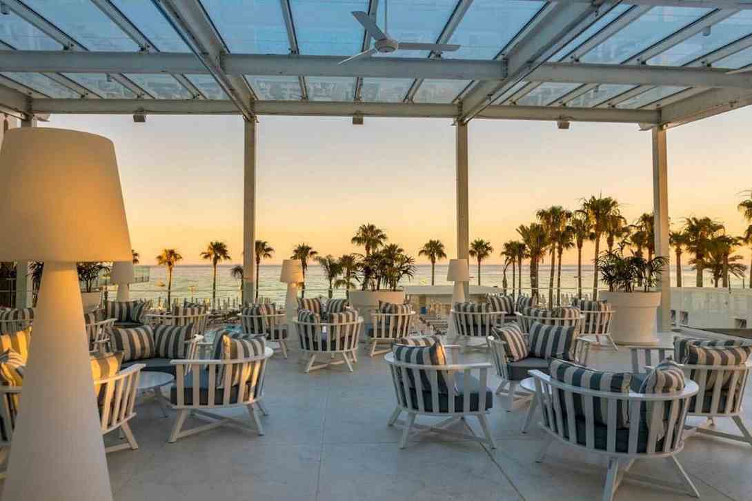4 constantinos beach hotel restaurent cyprus