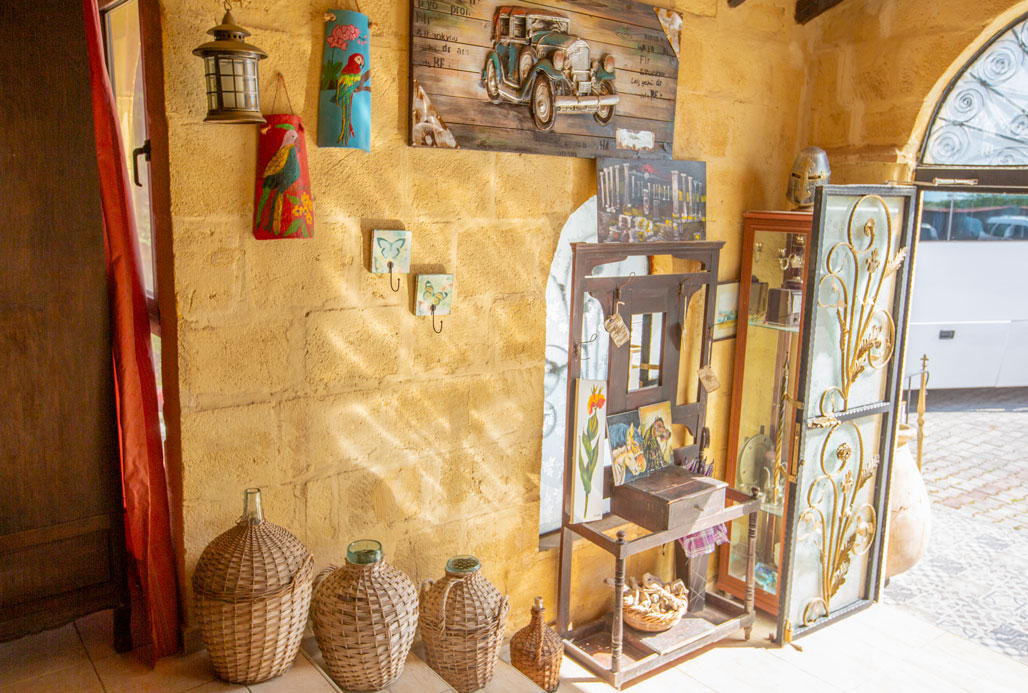 cheap resort hotels to Spend holiday with family