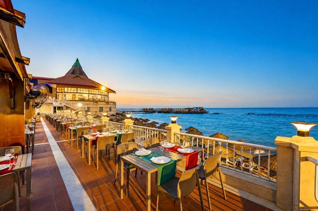 cheap resort hotels to Spend holiday with family