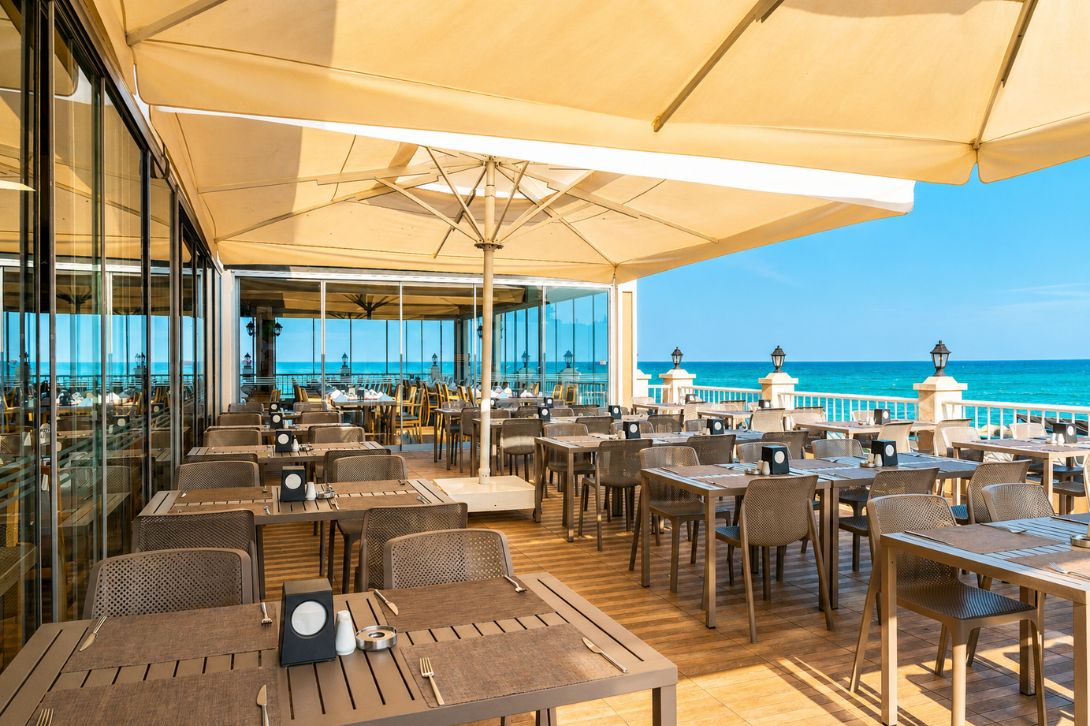 cheap resort hotels to Spend holiday with family
