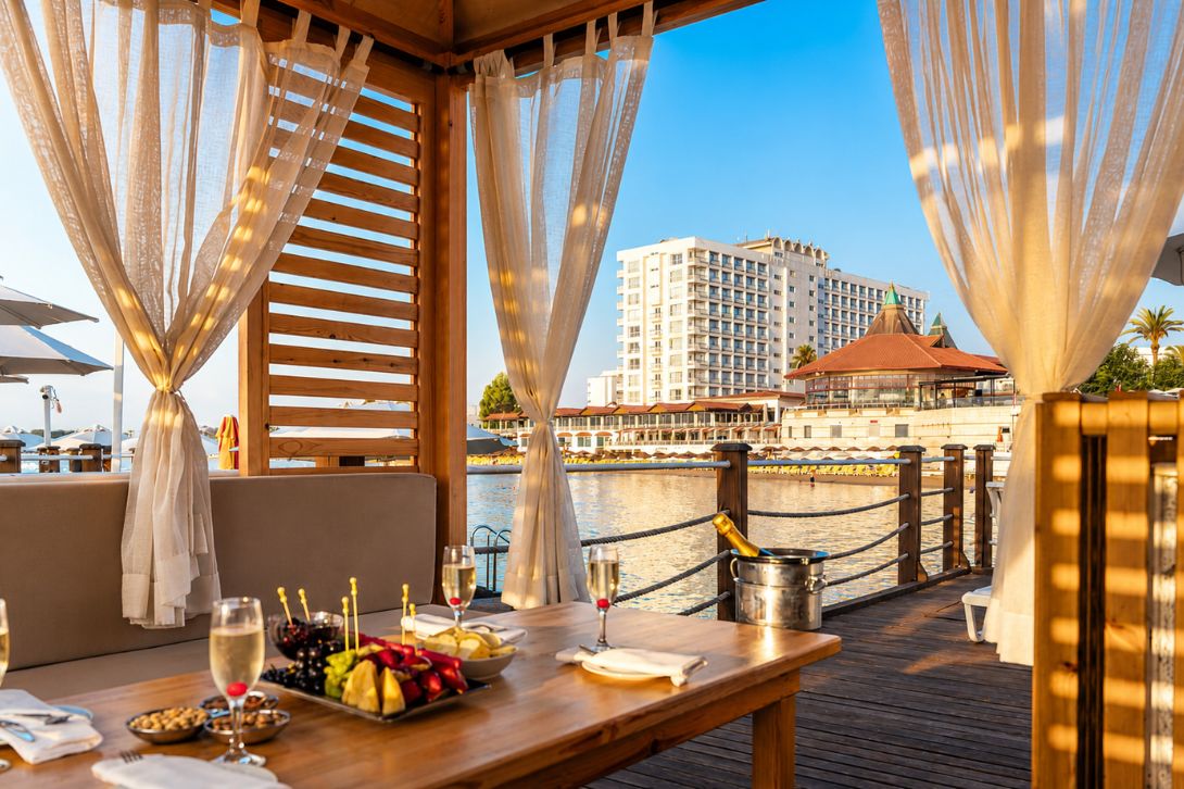 cheap resort hotels to Spend holiday with family