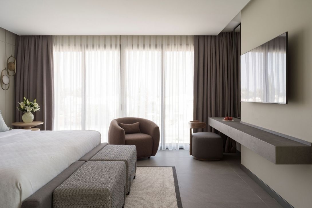 cheap resort hotels to Spend holiday with family