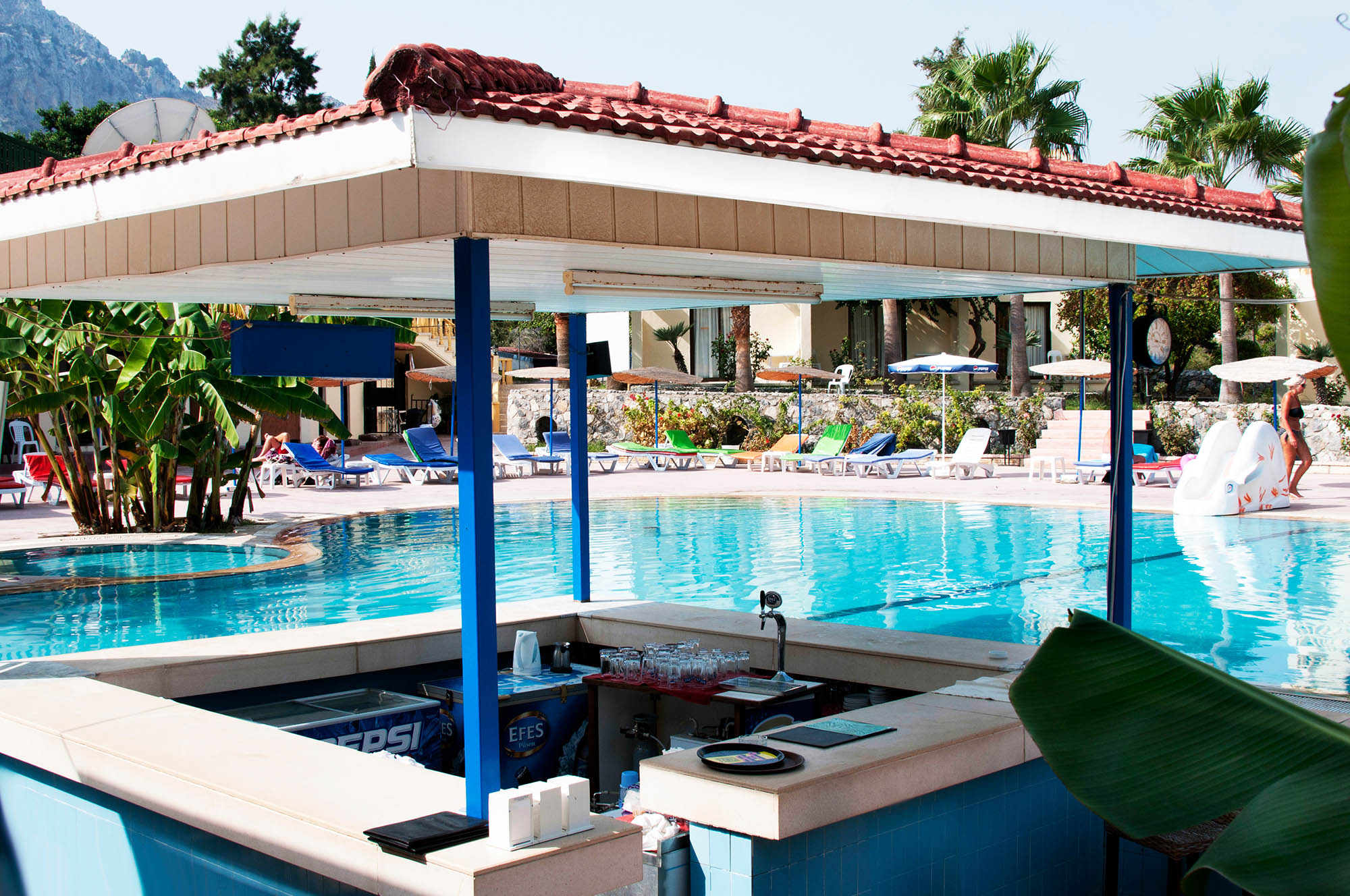 cheap resort hotels to Spend holiday with family