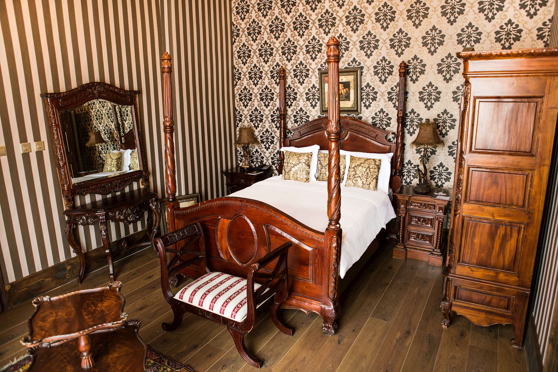 cheap resort hotels to Spend holiday with family