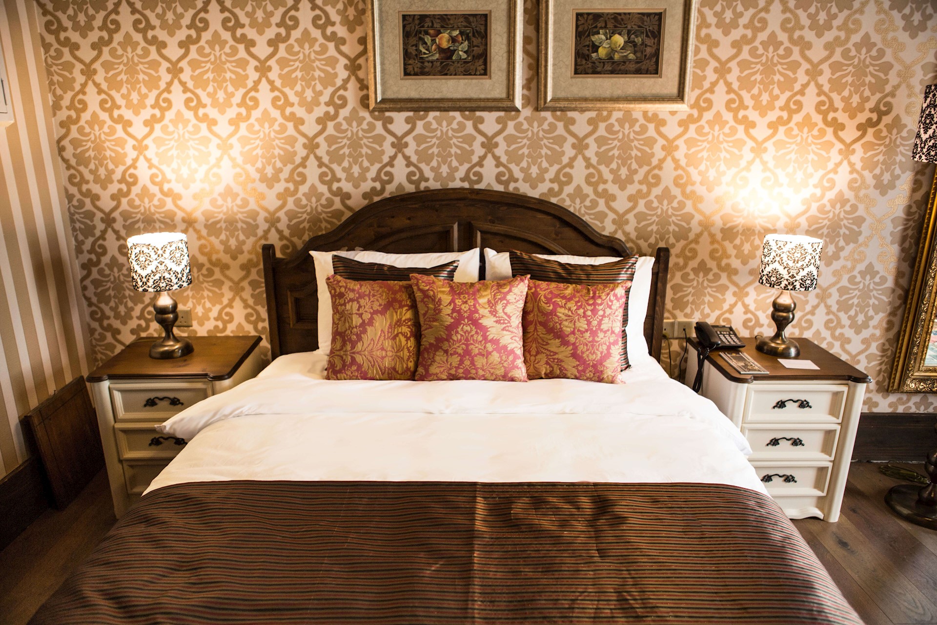 cheap resort hotels to Spend holiday with family