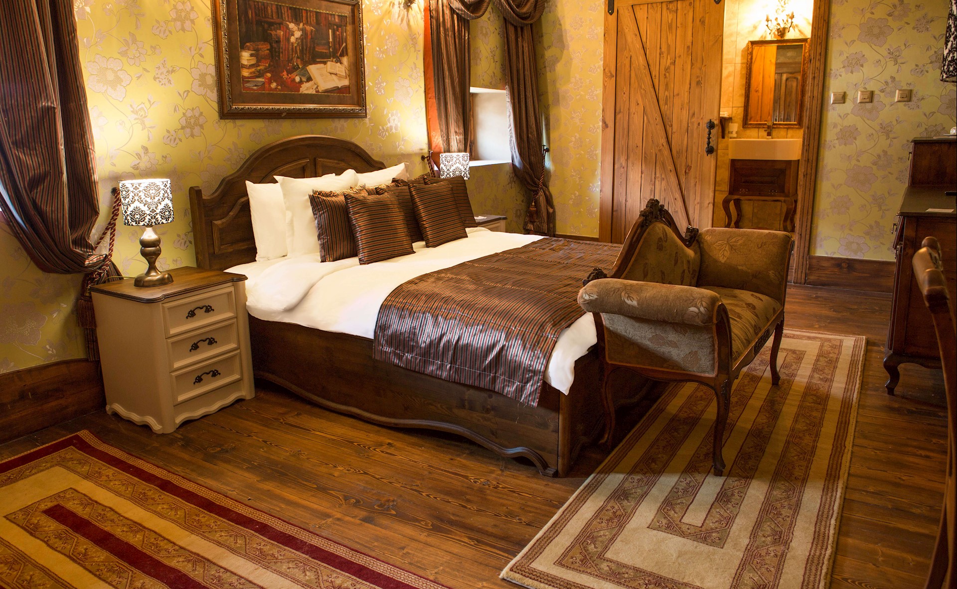 cheap resort hotels to Spend holiday with family