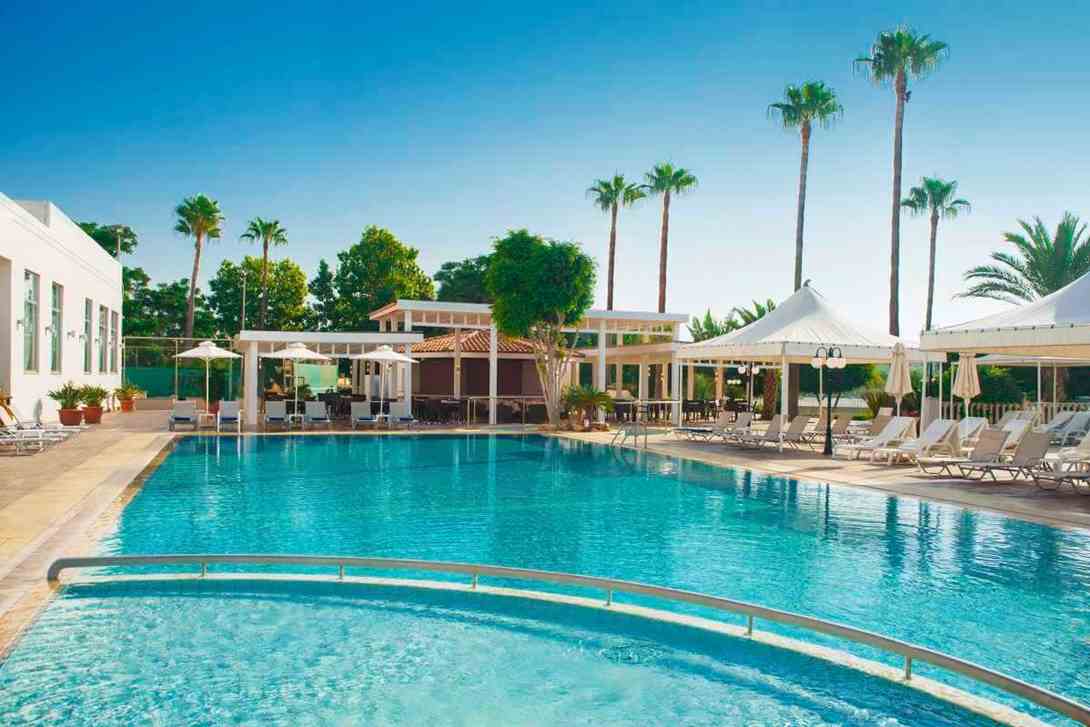 ajax hotel swimming pool