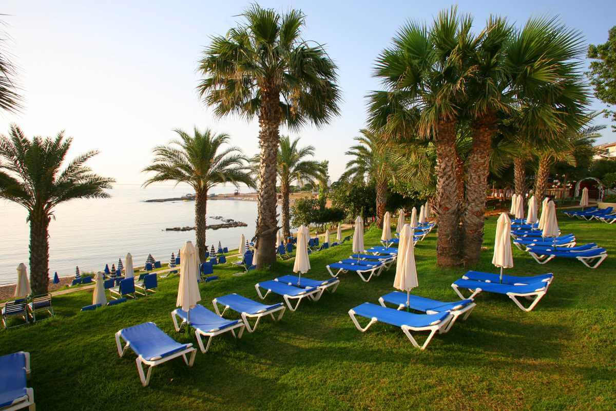 golden coast gardens view