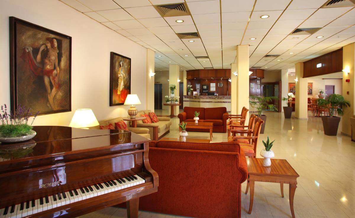 Kapetanios Odysseia Hotel Lobby