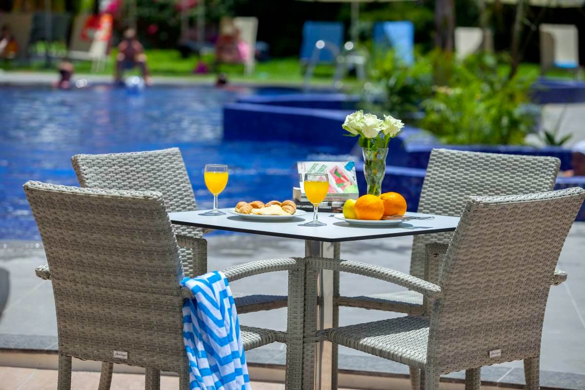 kapetanios odysseia hotel pool terraces