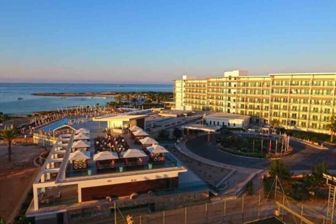 asterias beach hotel front view