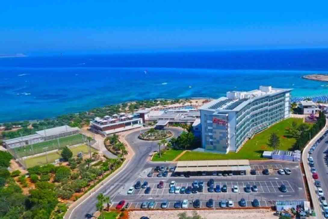 asterias hotel area